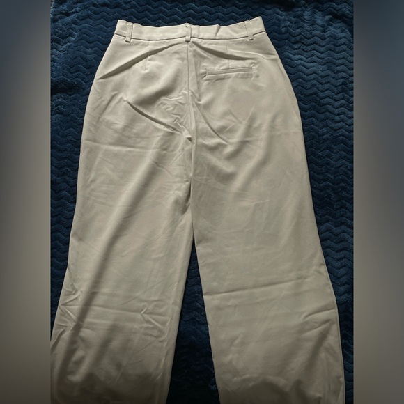 Cream pants wide leg - Picture 3 of 5
